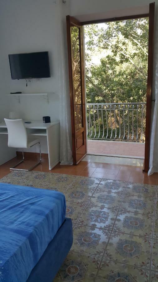 Acquamarina Accommodation Масса-Лубренсе Экстерьер фото